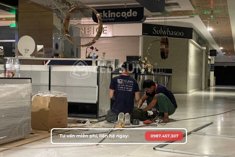 thi công gian hàng trong trung tâm thương mại