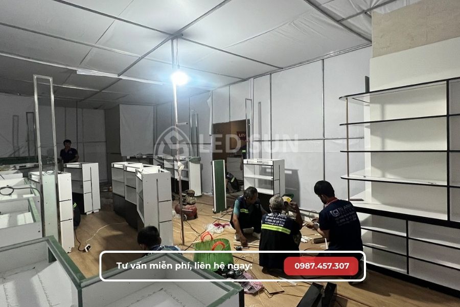 thi công gian hàng trong trung tâm thương mại