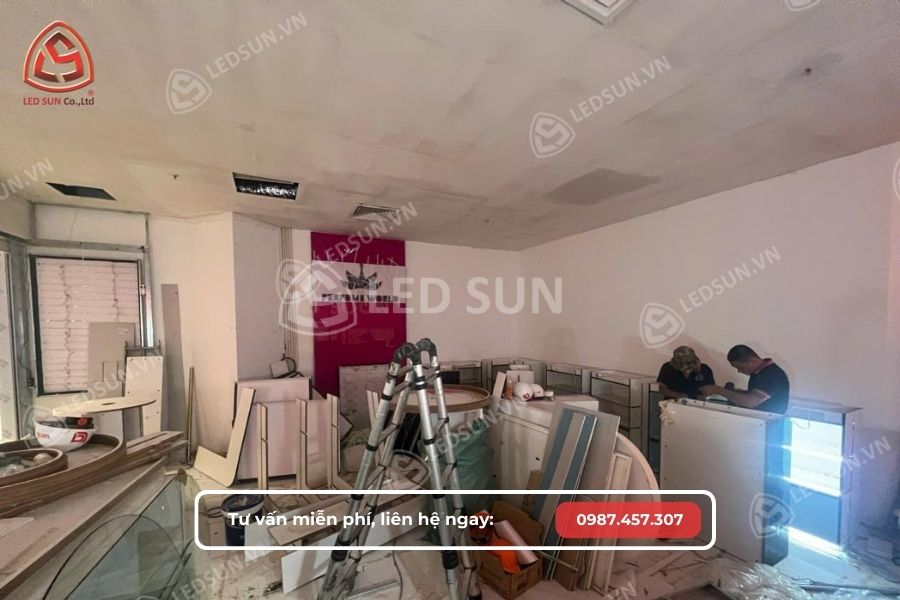 thi công gian hàng trong trung tâm thương mại