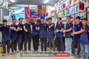 Đội ngũ chuyên nghiệp tận tâm hỗ trợ làm bảng hiệu đèn neon 24/7