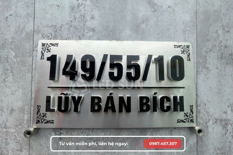 làm bảng số nhà quận 10