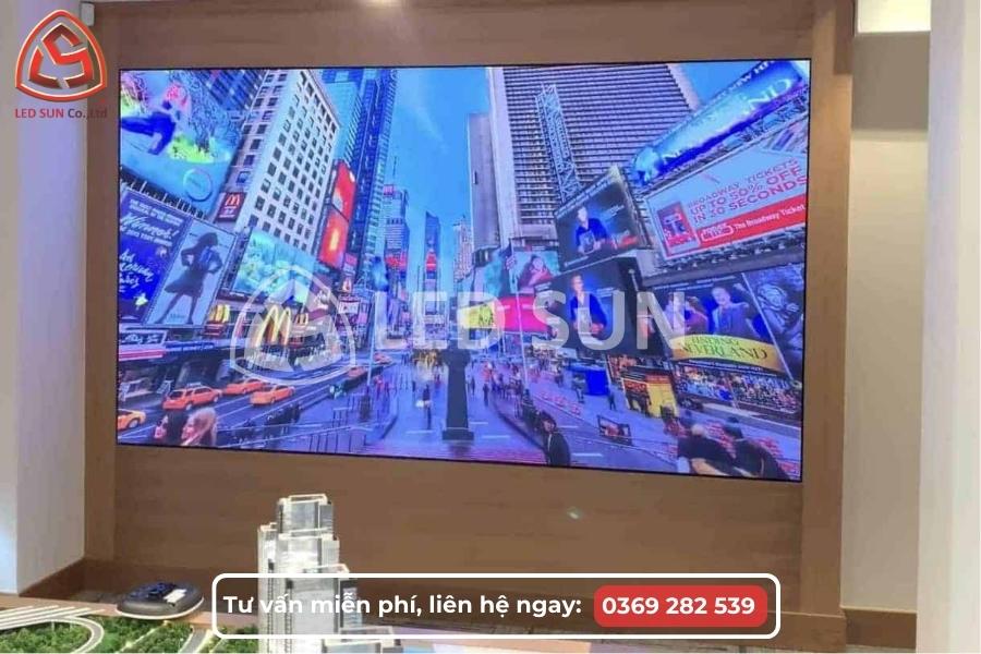 Hoàn tất thi công và hiệu chỉnh màn hình LED P1.53 của Led Sun cho sàn bất động sản